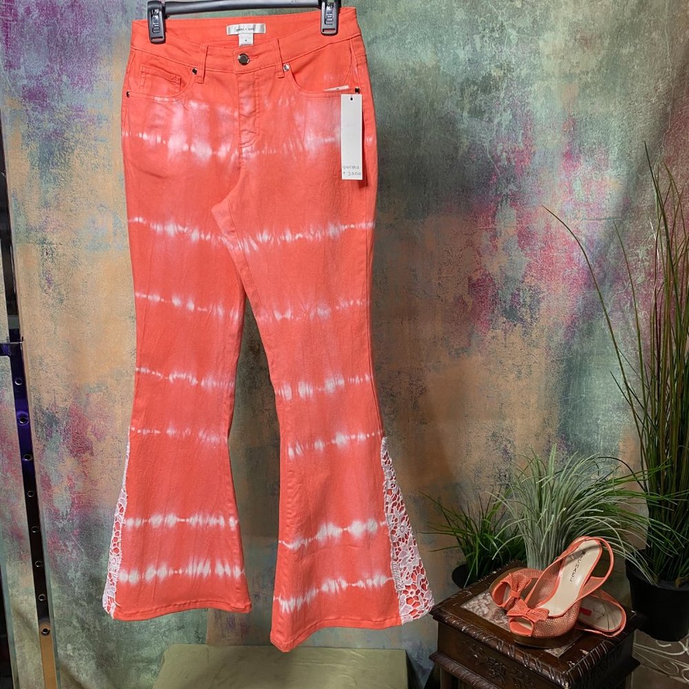 NWT📌Gemma + Jane Stunning Coral Denim with Lace